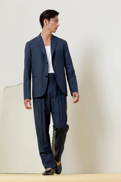 Look 14